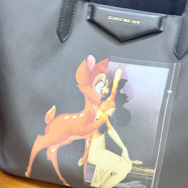 甜售私物🖤Givenchy小鹿班比 黑色 防刮牛皮 肩背 托特包 購物包 旅行包 通勤 上學-35