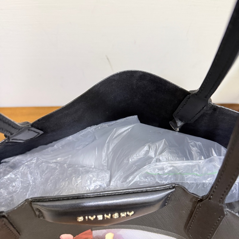 甜售私物🖤Givenchy小鹿班比 黑色 防刮牛皮 肩背 托特包 購物包 旅行包 通勤 上學-55