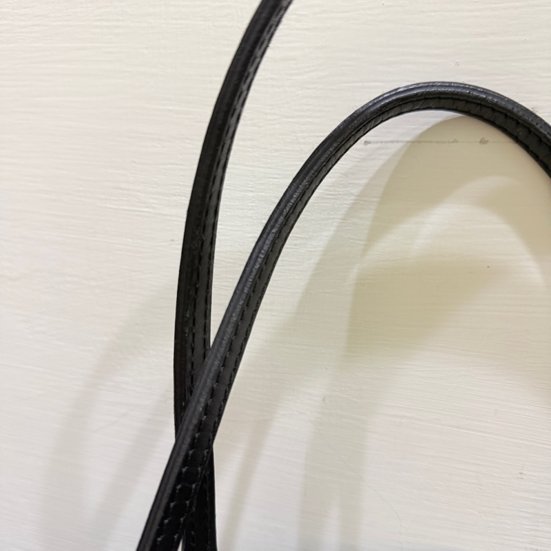 甜售私物🖤Givenchy小鹿班比 黑色 防刮牛皮 肩背 托特包 購物包 旅行包 通勤 上學-57