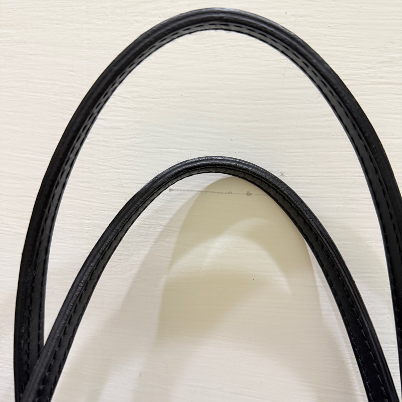 甜售私物🖤Givenchy小鹿班比 黑色 防刮牛皮 肩背 托特包 購物包 旅行包 通勤 上學-58