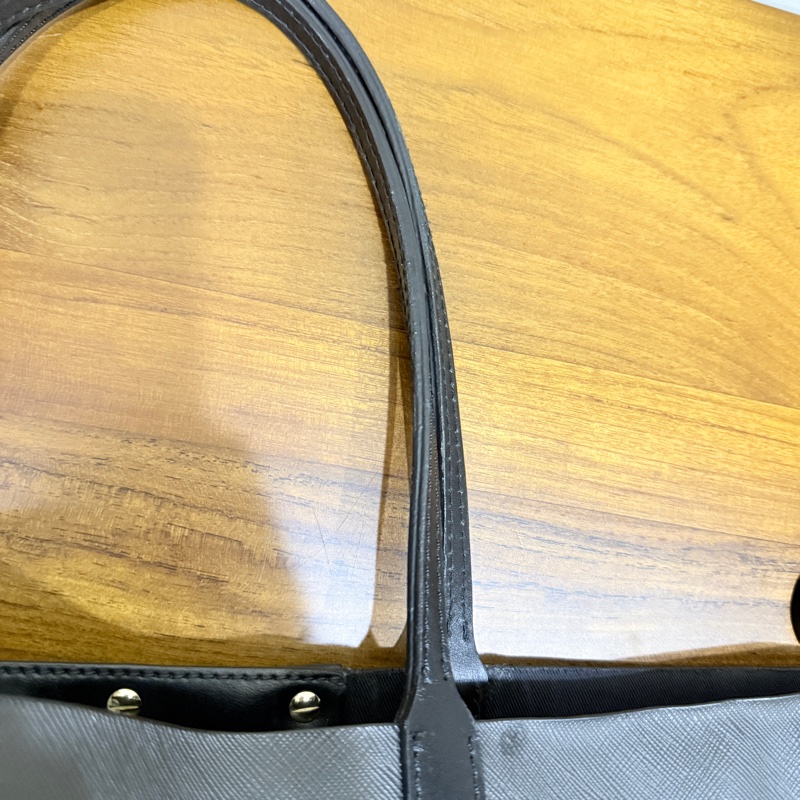 甜售私物🖤Givenchy小鹿班比 黑色 防刮牛皮 肩背 托特包 購物包 旅行包 通勤 上學-61