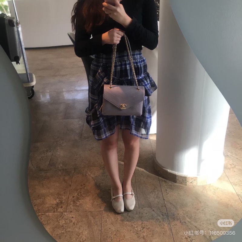 Chanel V紋風琴包 灰紫色 金扣22*16*7 98新配件盒子 說明書 保卡 塵袋-1