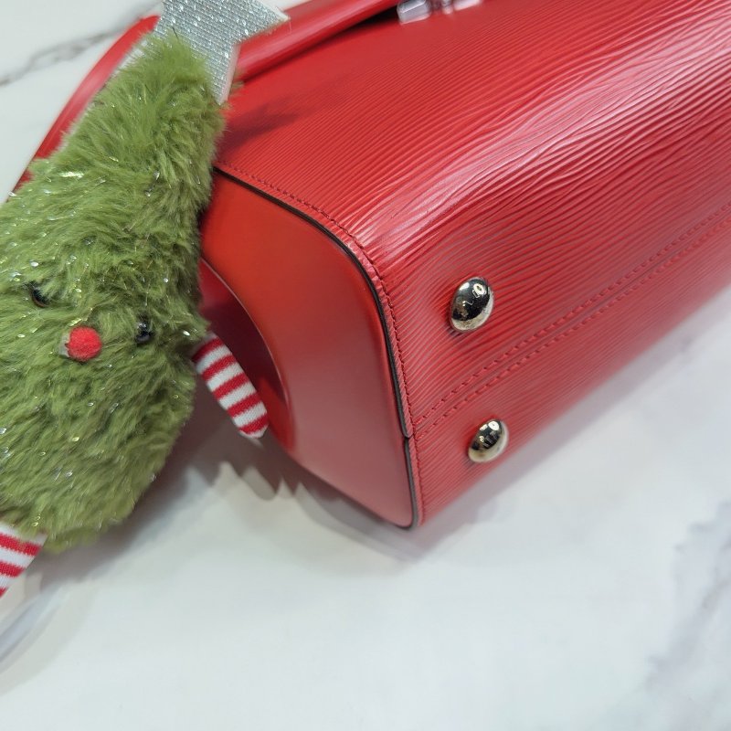 LV CLUNY 紅色Epi翻蓋手提肩背包-7