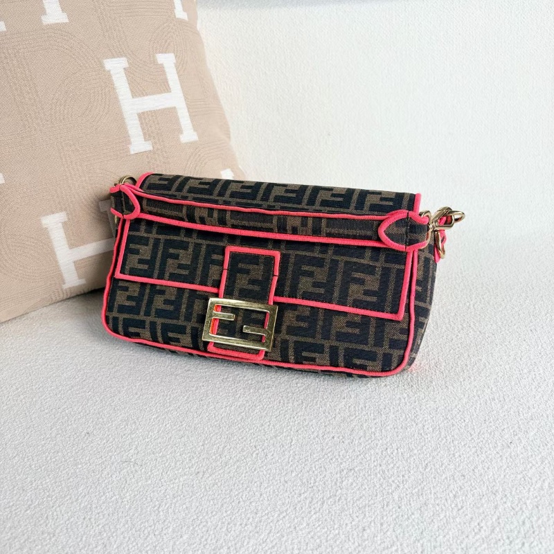 Fendi Baguette法棍包 中號 老花拼螢光粉 金扣 27*15*6 98新配件塵袋 肩帶-3
