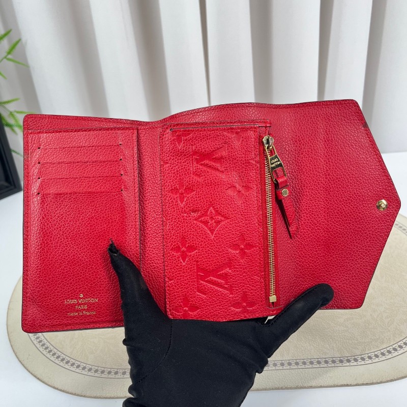 LV路易威登 紅色全皮壓紋信封錢包 卡位多 容量大 亮眼便攜-22