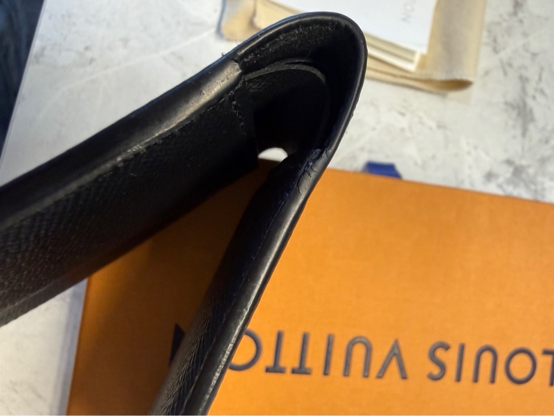 Louis Vuitton 經典男士短夾-3