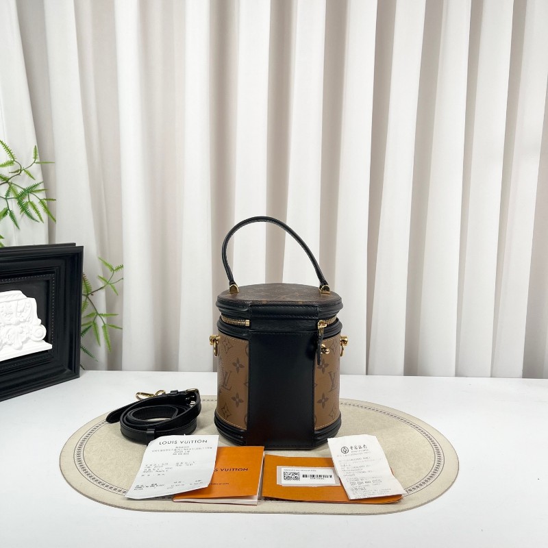 LV路易威登 20年票 Cannes 芯片編碼共存 經典棕色老花發財桶 塗層帆布拼牛皮飾邊 水桶包單肩斜挎手提包-1