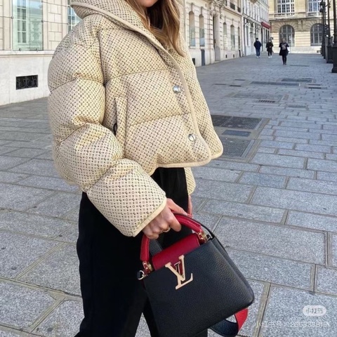 LV 拼色Capucines mini黑紅拼色 金扣荔枝皮 20*13*7.5 98新配件寬肩帶 塵袋