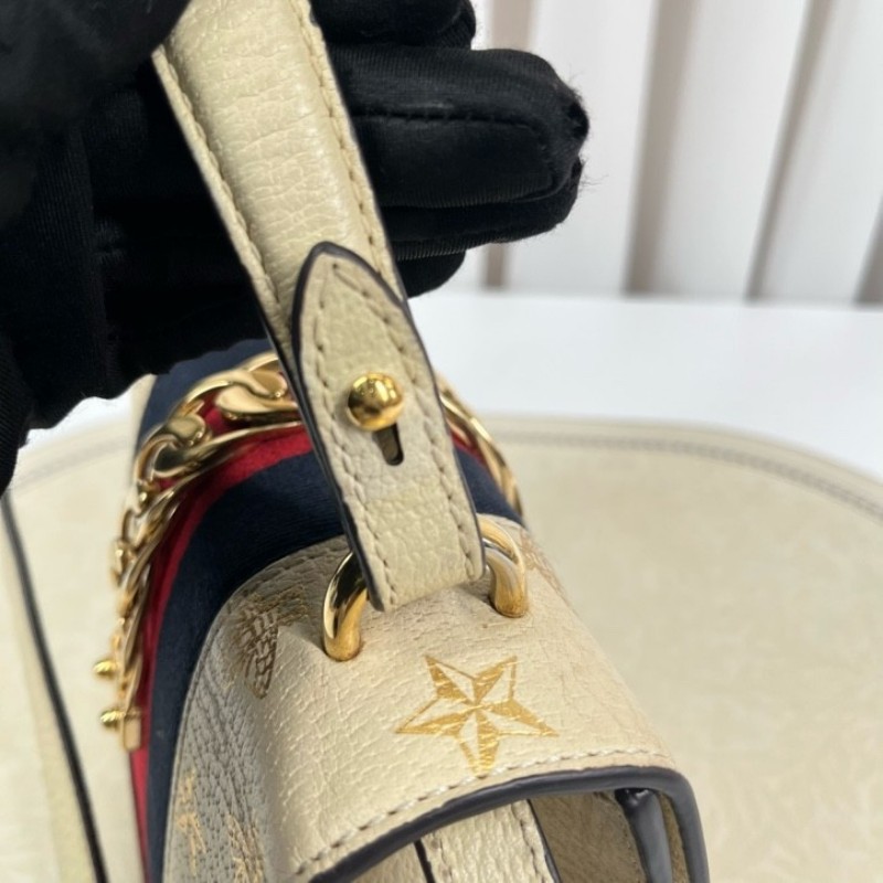 GUCCI古馳 Sylvie 塞爾維亞限定小蜜蜂包 白色燙金星星 紅藍織帶 金色五金 帶兩根肩帶 藍色內裡 容量可觀 日常通勤都適合-21