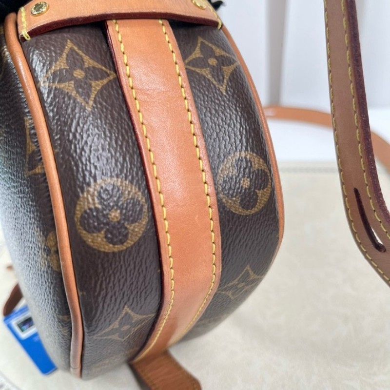 LV路易威登 經典老花滿印拉鍊開合 棕色塗層帆布拼牛皮 單肩斜挎包 經典小圓餅設計 肩帶可調節 休閒百搭-20
