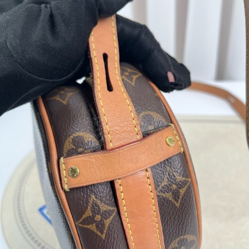 LV路易威登 經典老花滿印拉鍊開合 棕色塗層帆布拼牛皮 單肩斜挎包 經典小圓餅設計 肩帶可調節 休閒百搭-21