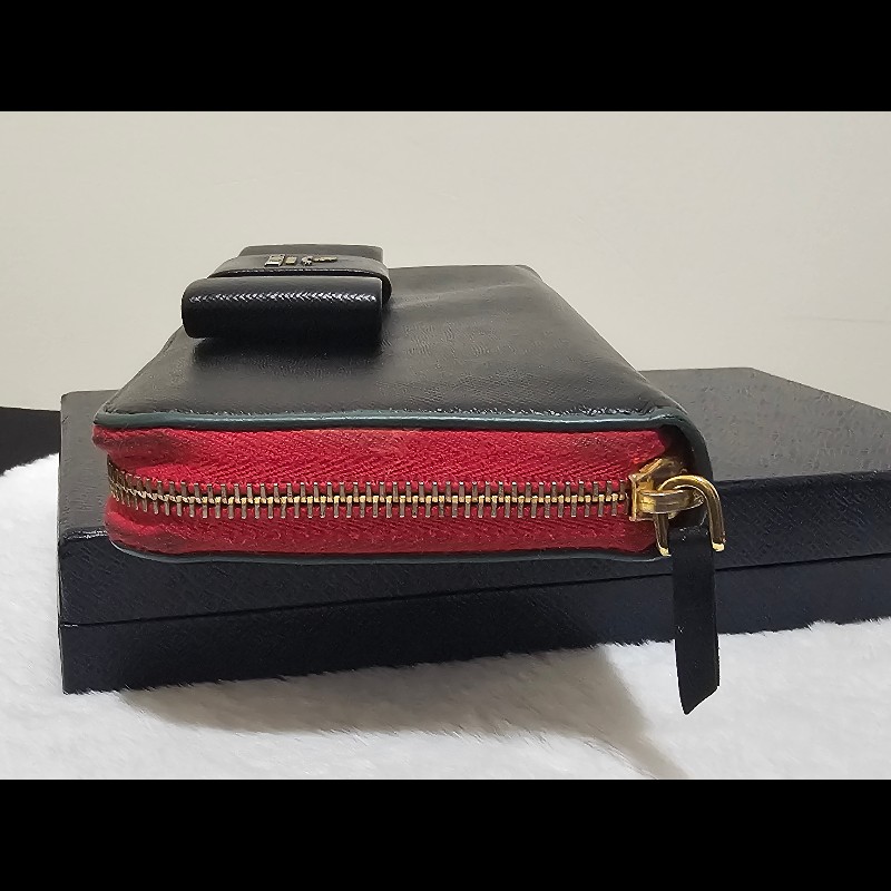 Prada 蝴蝶結長夾-17