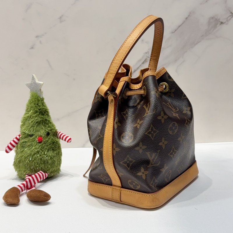 LV Mini Noe手提水桶包-2