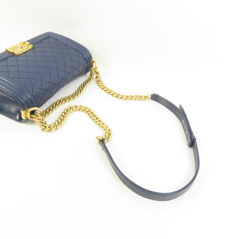 CHANEL 羊皮皮革Boy 25金扣鏈帶肩背袋-4