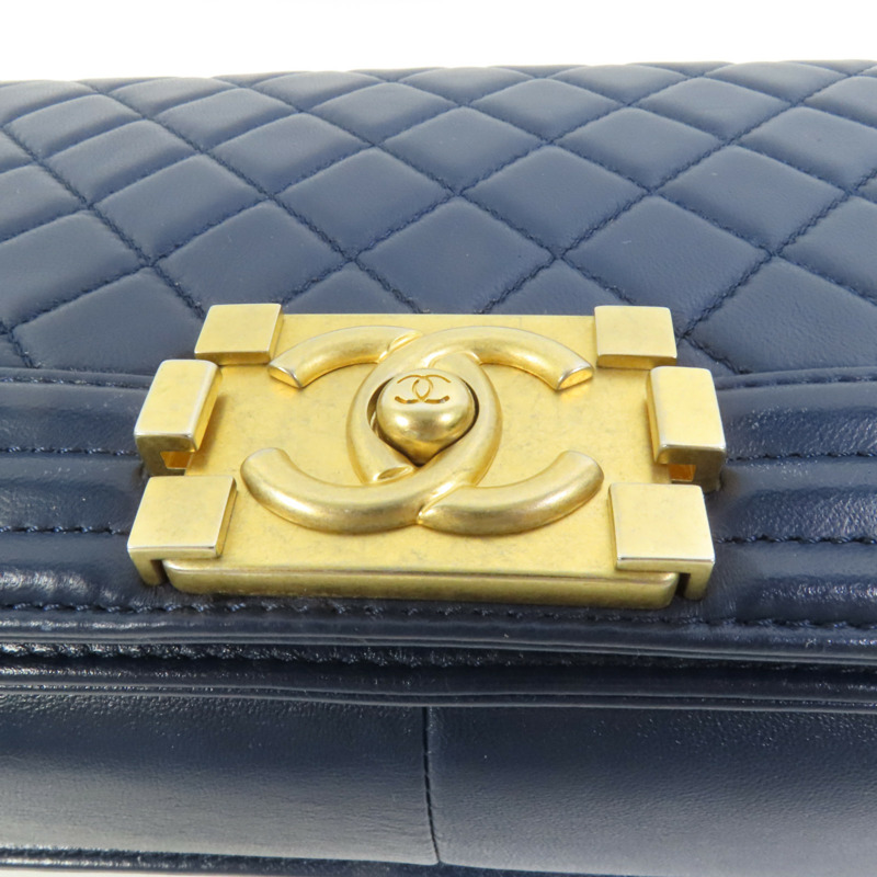 CHANEL 羊皮皮革Boy 25金扣鏈帶肩背袋-6