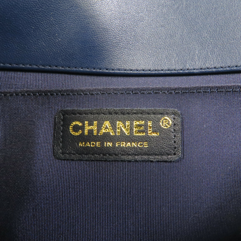 CHANEL 羊皮皮革Boy 25金扣鏈帶肩背袋-7