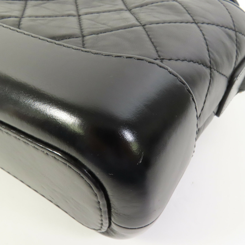 CHANEL 牛皮皮革Gabrielle Smal鏈帶肩背袋-13