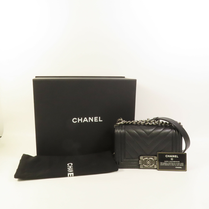 CHANEL 牛皮皮革Boy 20鏈帶肩背袋-11