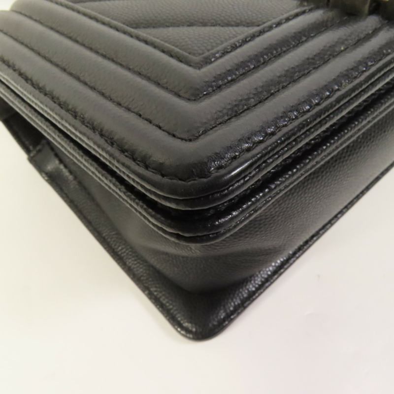 CHANEL 牛皮皮革Boy 20鏈帶肩背袋-15