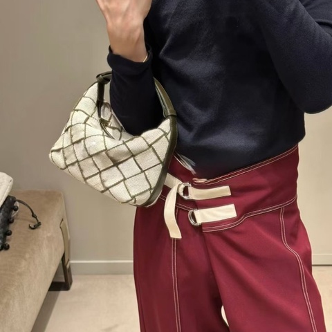 Bv 24fw Wallace 米白拼卡其色 mini 飯盒包20*9.5*13 99新配件塵袋