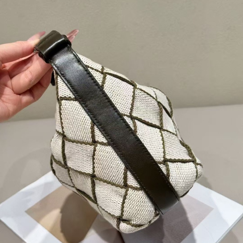 Bv 24fw Wallace 米白拼卡其色 mini 飯盒包20*9.5*13 99新配件塵袋-6