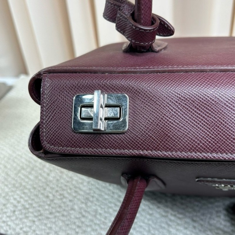 Prada普拉達double十字紋牛皮手提包 有肩帶 可單肩可斜挎可手提 容量大 實用性強 日常通勤百搭-14