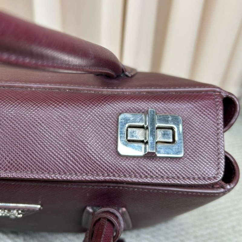 Prada普拉達double十字紋牛皮手提包 有肩帶 可單肩可斜挎可手提 容量大 實用性強 日常通勤百搭-15