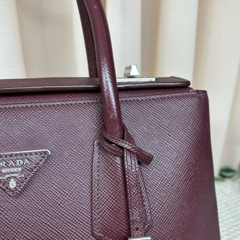 Prada普拉達double十字紋牛皮手提包 有肩帶 可單肩可斜挎可手提 容量大 實用性強 日常通勤百搭-19