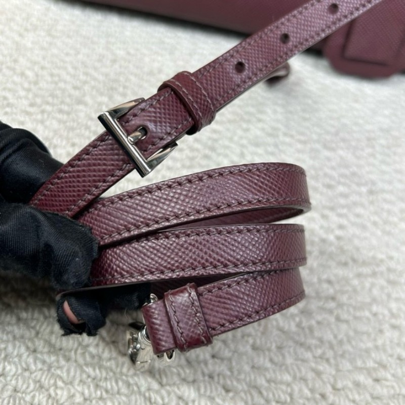 Prada普拉達double十字紋牛皮手提包 有肩帶 可單肩可斜挎可手提 容量大 實用性強 日常通勤百搭-21