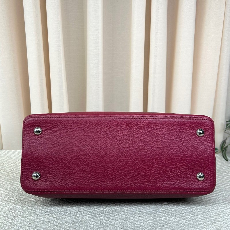 LV路易威登 Capucines卡普辛手提包 翻蓋開合 容量大 實用性強 日常通勤百搭-4