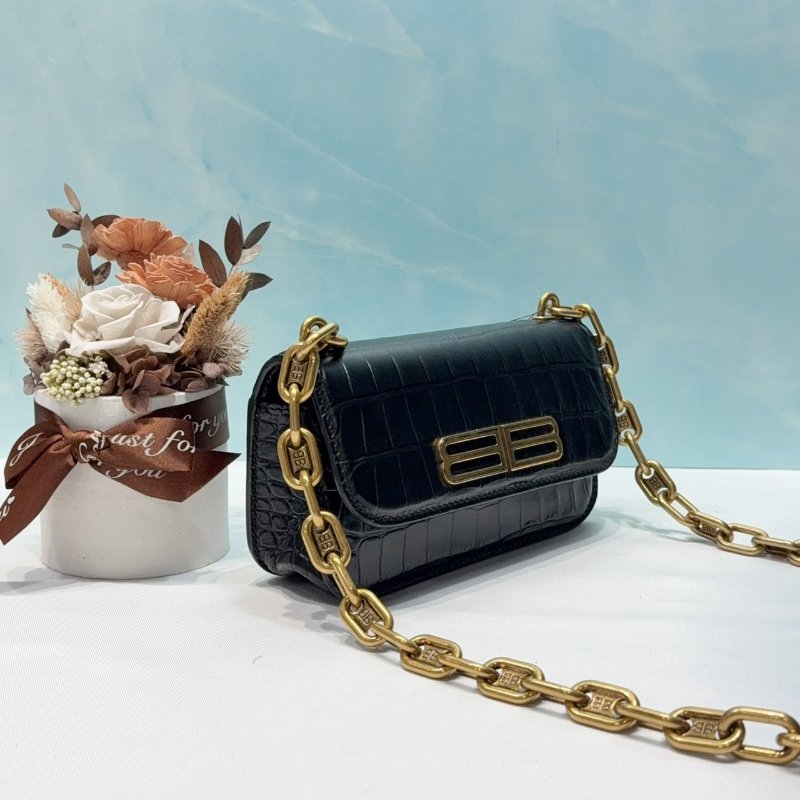 BALENCIAGA Gossip迷你WOC鍊包-3