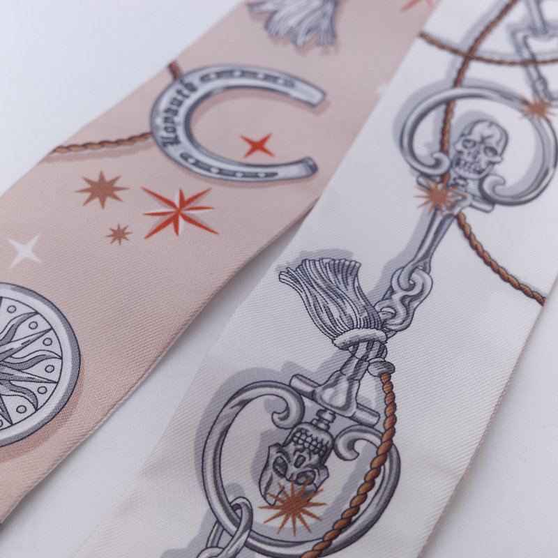 Hermès 愛馬仕 C'est la Fête Twilly歡樂慶典 米粉色 焦糖色真絲斜紋狹幅領巾-2