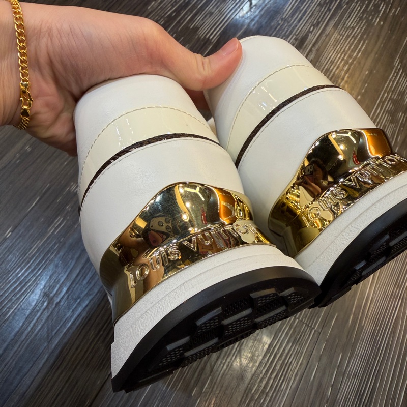 LV 白牛皮Neo Run Away運動鞋1ACPAF-5