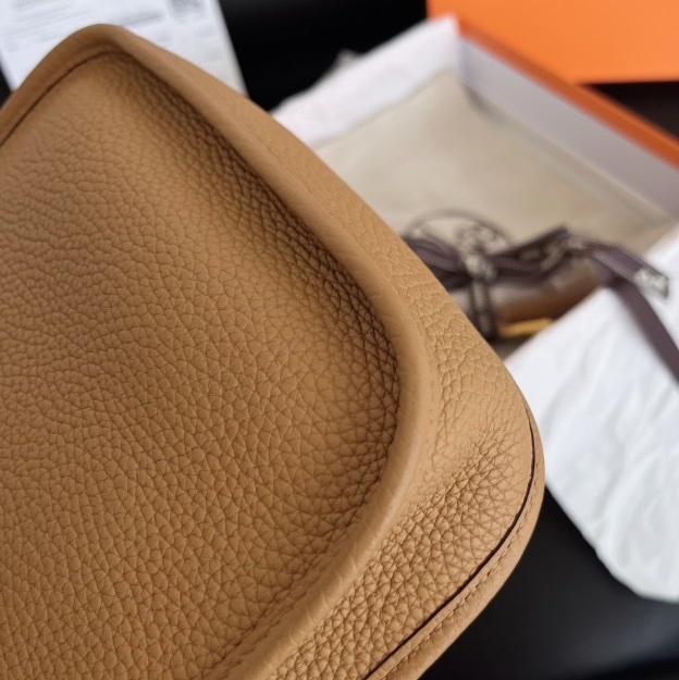 【全新品】Hermes 愛馬仕 伊芙琳 mini Evelyne 餅乾色 金扣 大全套 帶票 B刻-11