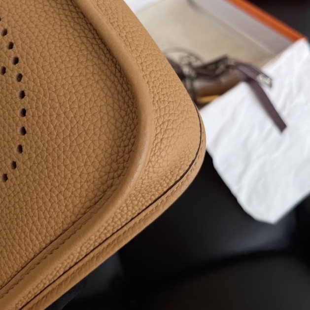 【全新品】Hermes 愛馬仕 伊芙琳 mini Evelyne 餅乾色 金扣 大全套 帶票 B刻-12