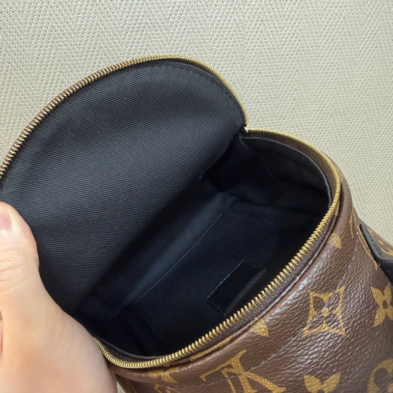 LV 原花金釦mini Palm Springs手提後背包M44873-16