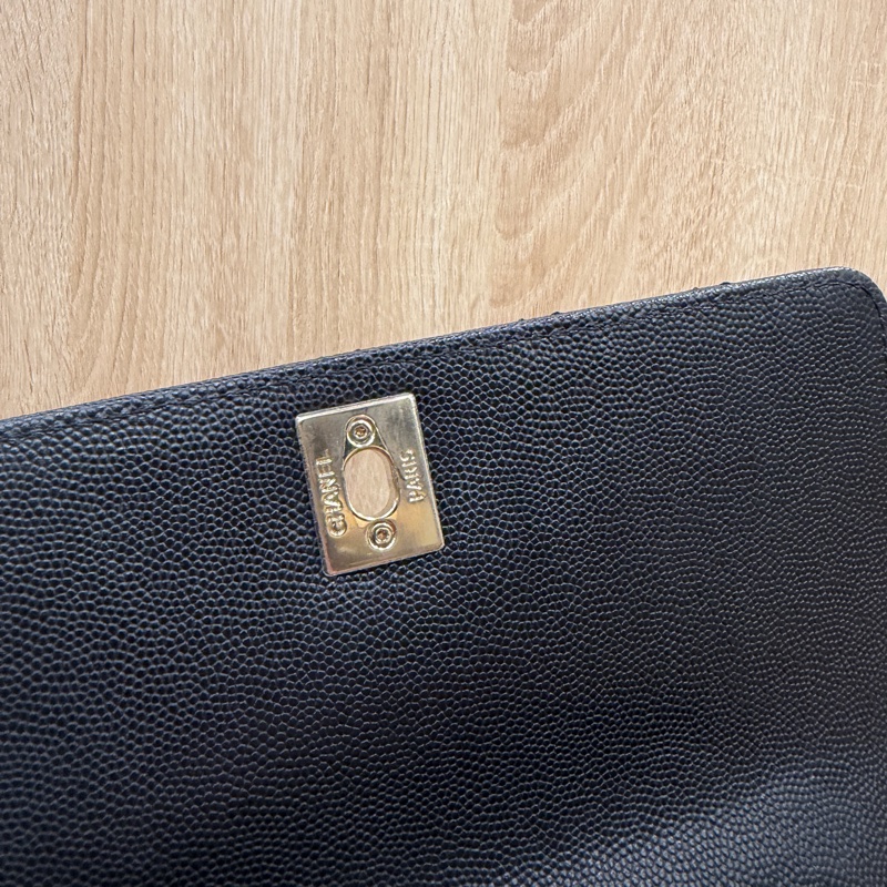 Chanel 黑荔枝牛皮金釦coco handle 24-12