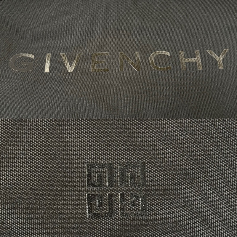 GIVENCHY 紀梵希 黑色尼龍球鞋收納袋 Pochette sneakers-5