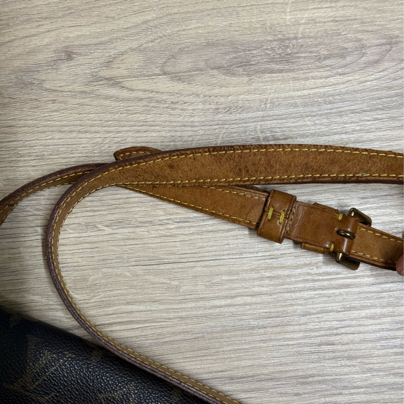 Louis Vuitton Musette Salsa-5