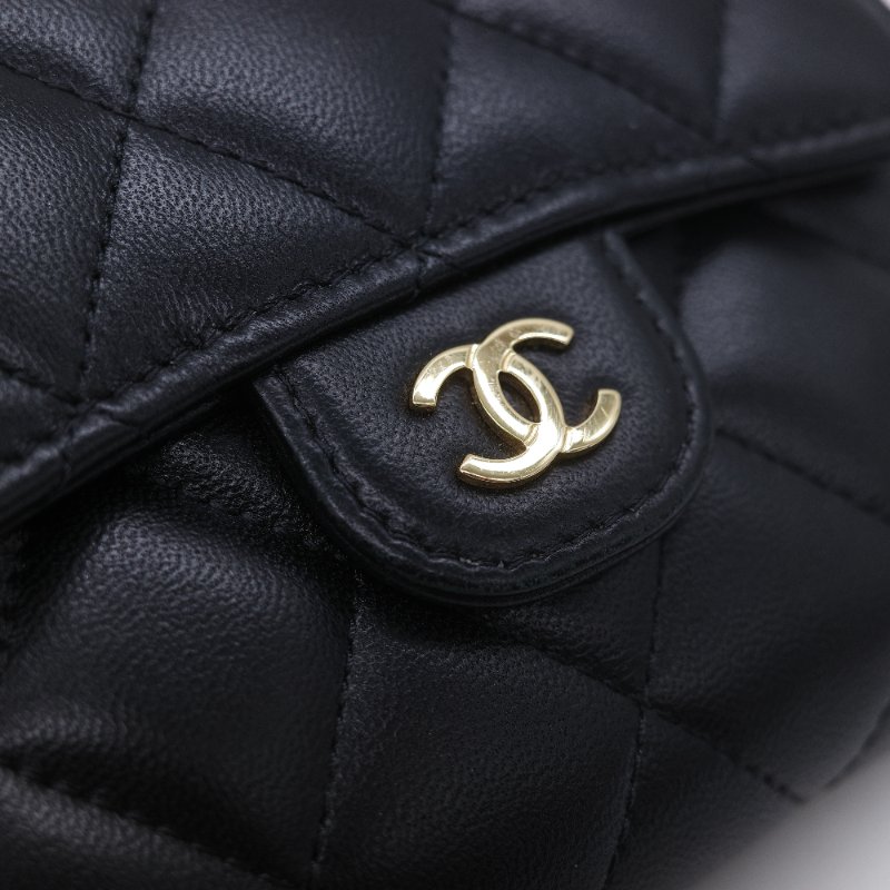 Chanel 香奈兒 經典 菱格紋黑色 小羊皮金扣小型翻蓋短夾-8