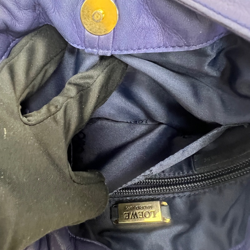 LOEWE 經典 Nappa 束口福袋包-26