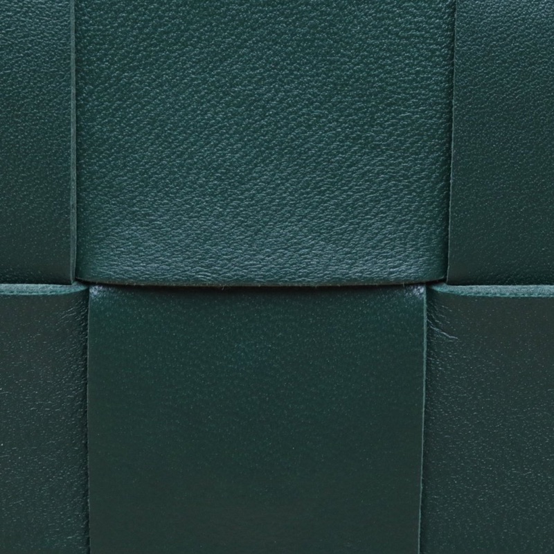 BOTTEGA VENETA CassetteMini12綠色羊皮肩背包-4