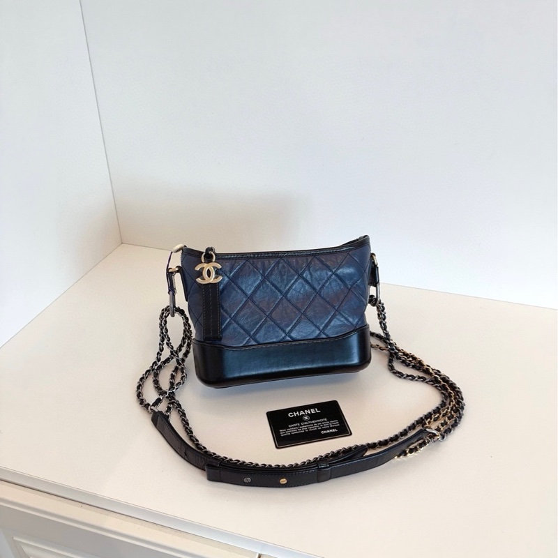 【98新帶膜🆕】Chanel Gabrielle 深藍拼黑流浪包 小號small  斜挎包 單肩包-1