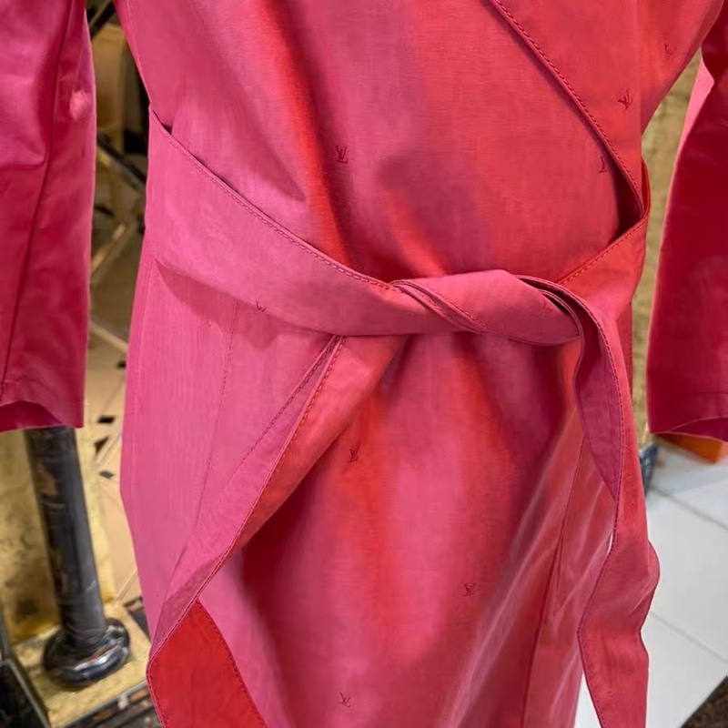 Lv風衣40碼-3