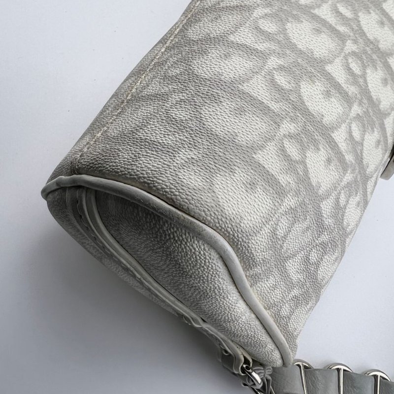 Dior 中古愛心鎖圓筒包-12