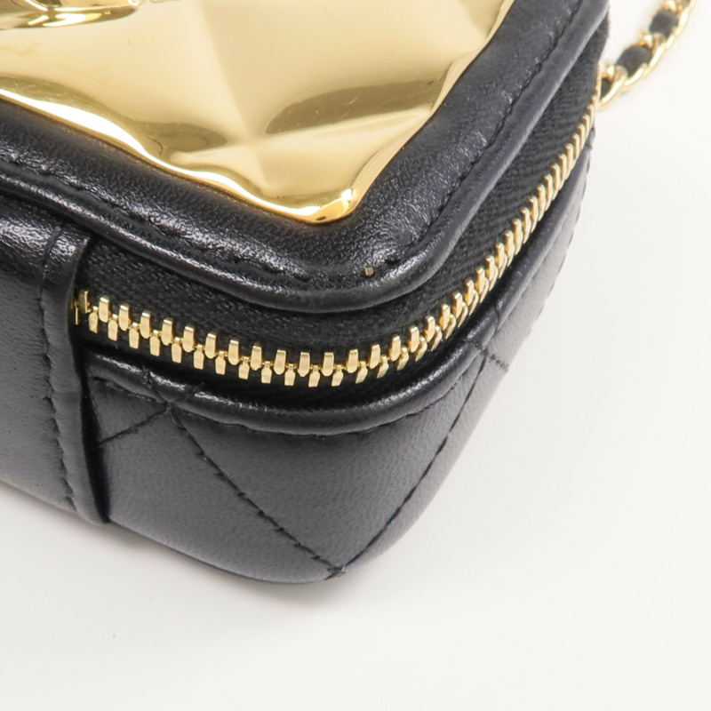 CHANEL 羊皮皮革Clutch with Chain金扣鏈帶肩背袋-5