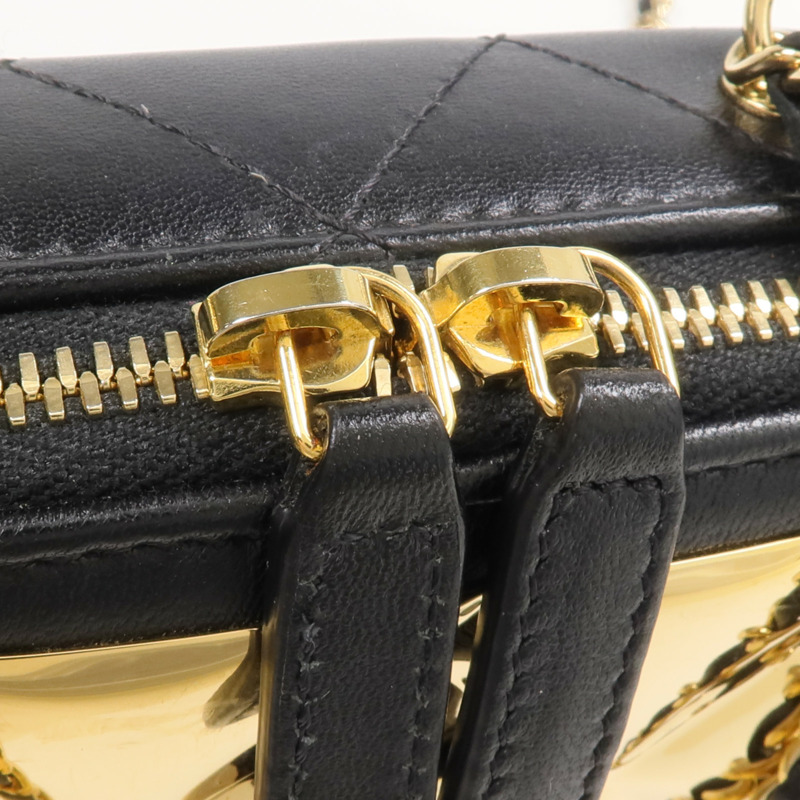 CHANEL 羊皮皮革Clutch with Chain金扣鏈帶肩背袋-9