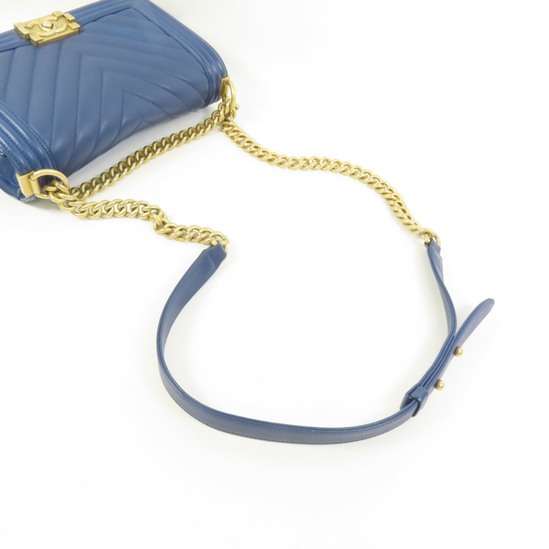 CHANEL 羊皮皮革Boy 20金扣鏈帶肩背袋-5