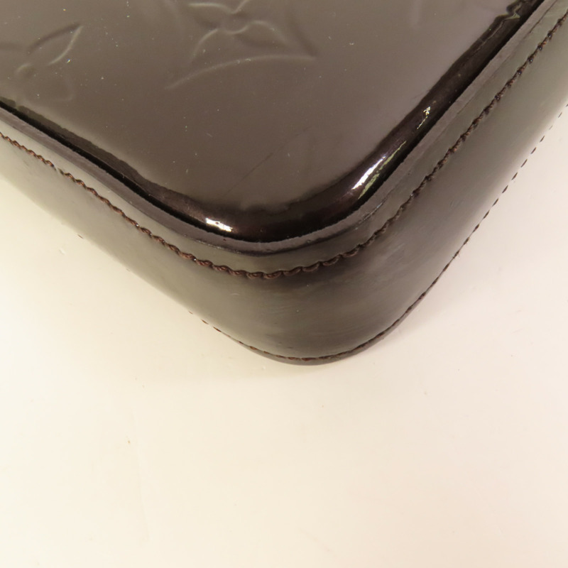 LOUIS VUITTON Vernis Pochette Felicie金扣肩背袋-14