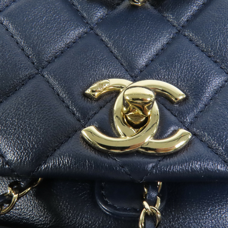CHANEL 牛皮皮革Duma金扣鏈帶肩背袋背包-6
